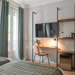 De La Porte Doree Hotel 3*