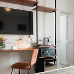 De La Porte Doree Paris