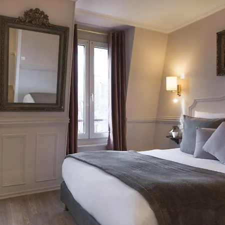 德拉波特多雷酒店 3* 巴黎