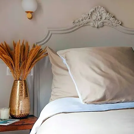 De La Porte Doree 3*