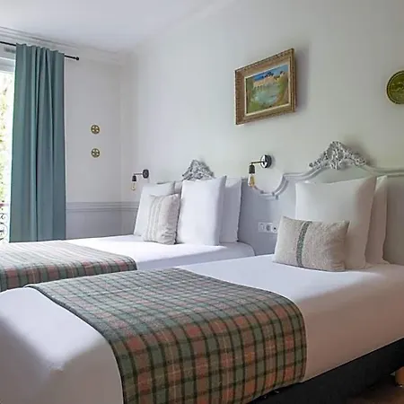 De La Porte Doree 3* Paris