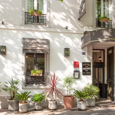 Hotel De La Porte Doree 3*