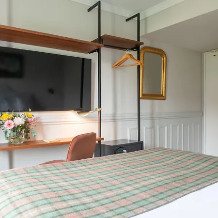 De La Porte Doree Hotel Paris