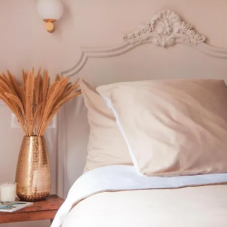 De La Porte Doree Hotel 3*