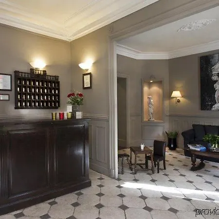 Hotel De La Porte Doree Paris