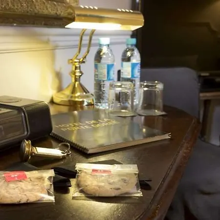 De La Porte Doree Hotel Paris
