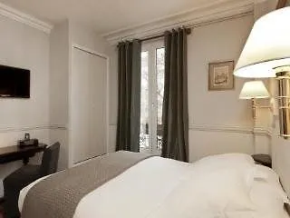 دي لا بورت دوريه 3*