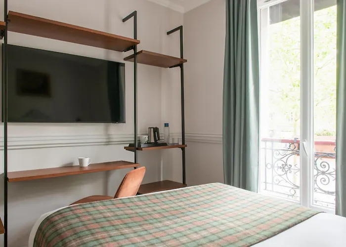 De La Porte Doree 3* Paris