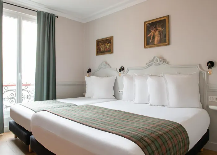 De La Porte Doree Hotell