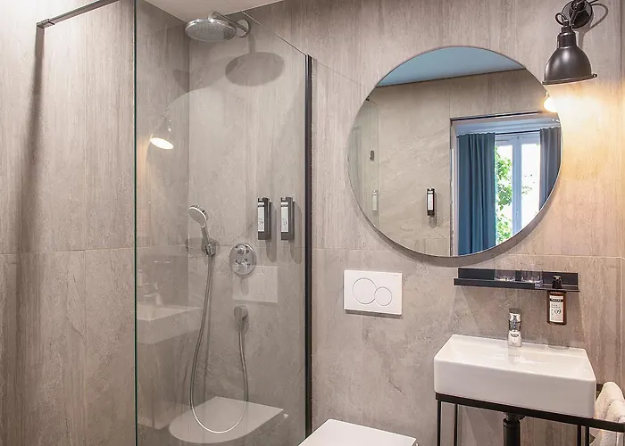 De La Porte Doree Hotell