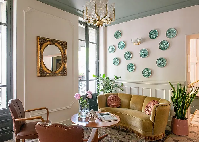 Hotell De La Porte Doree Paris