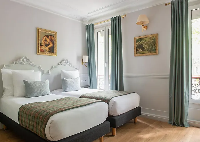 De La Porte Doree Hotell