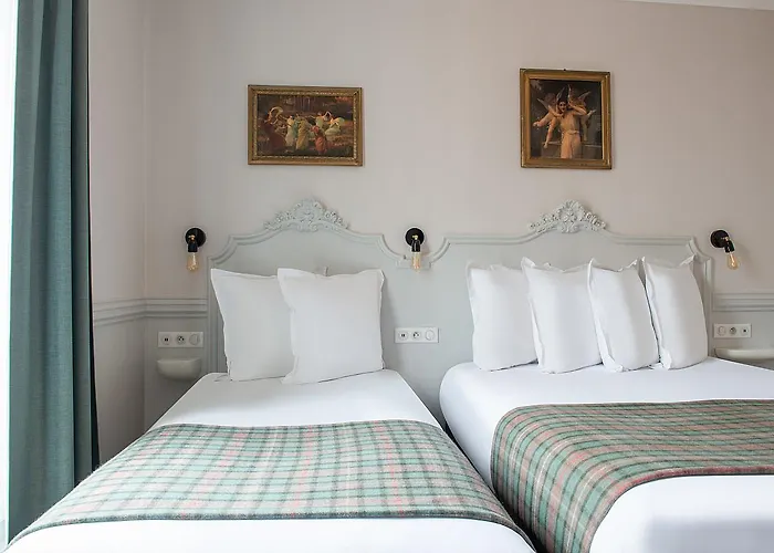 De La Porte Doree Ξενοδοχείο 3*