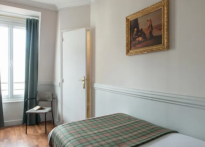 Hotell De La Porte Doree Paris