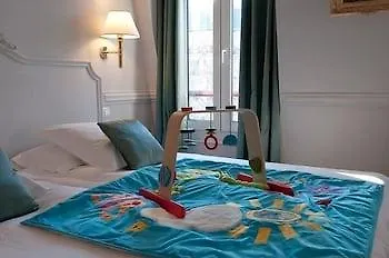 De La Porte Dorée