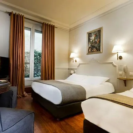De La Porte Dorée Hotel