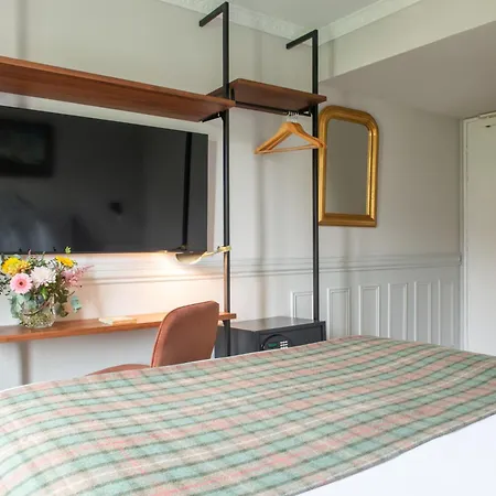 De La Porte Dorée Paris