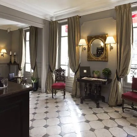 Hotel De La Porte Dorée 3*